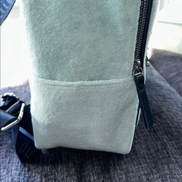 🆕 JUICY COUTURE Wingin It Backpack - Picture 8 of 16